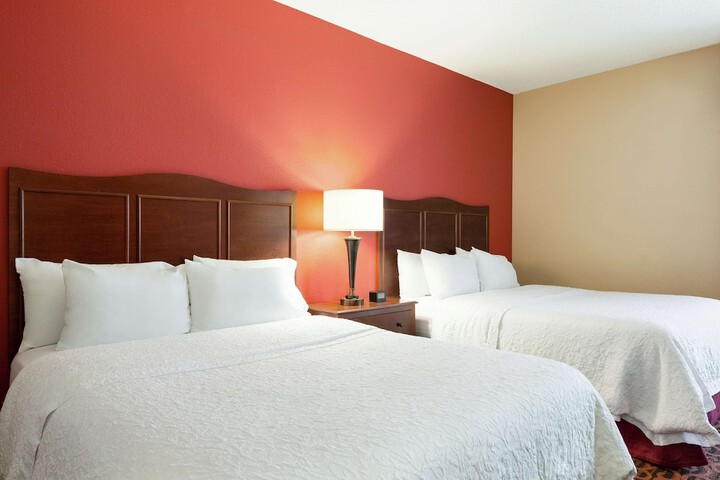 Room 14 of 27
