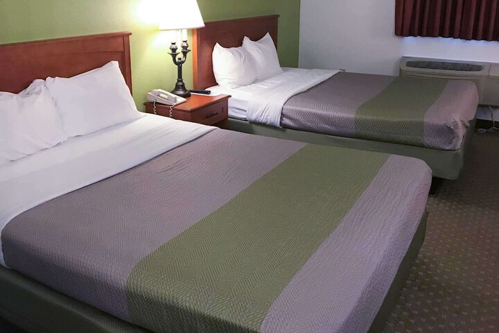 Motel 6 Bloomsburg PA