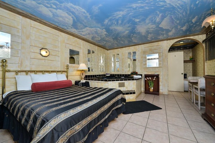 Room 20 of 124