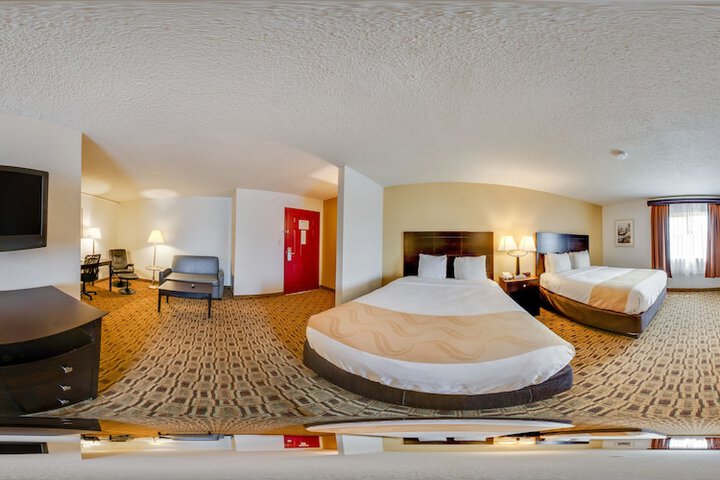 Room 9 of 25