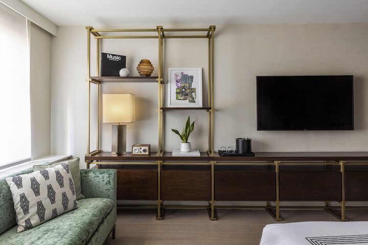 Room 20 of 97