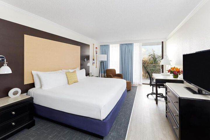 Room 20 of 40