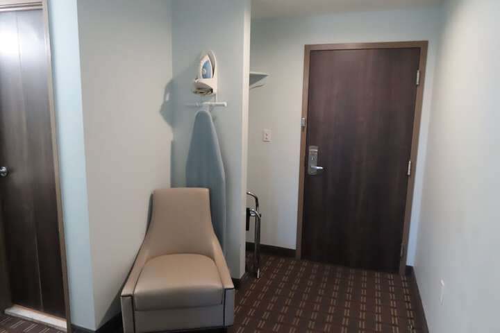 Room 39 of 76