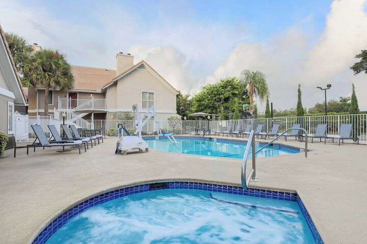 Pool 3 of 34