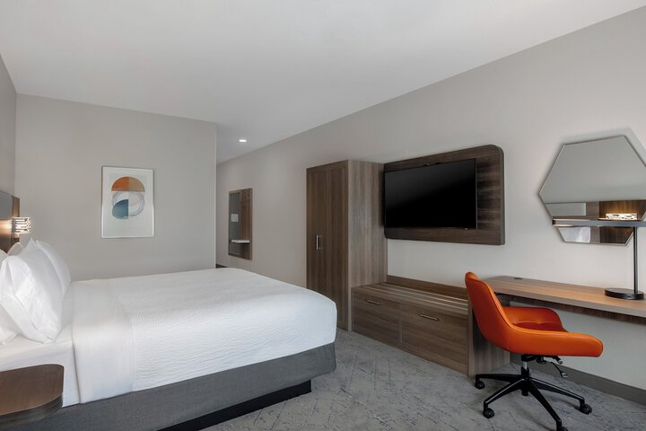 Holiday Inn Express Hotel & Suites Prattville South by IHG