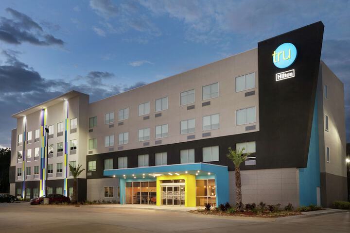 Hotel 2 of 65