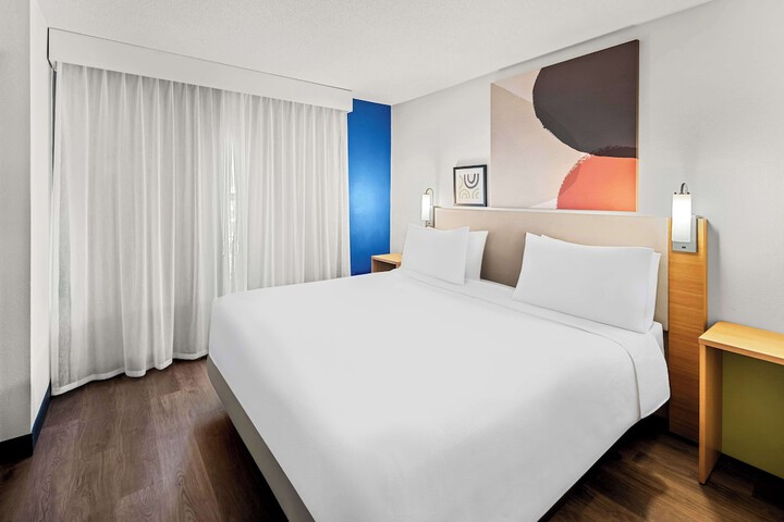 Spark by Hilton Woodbridge