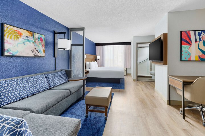 Room 14 of 44