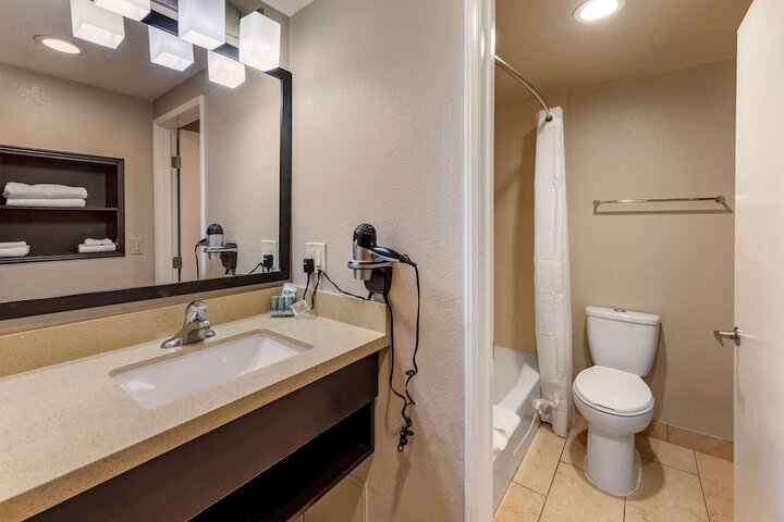 Best Western Country Inn
