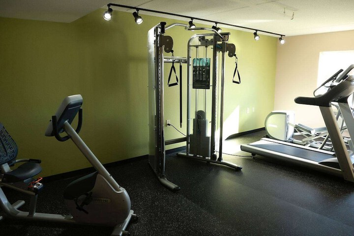 AmericInn by Wyndham McAlester