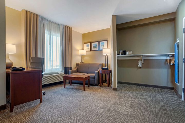 Room 8 of 20