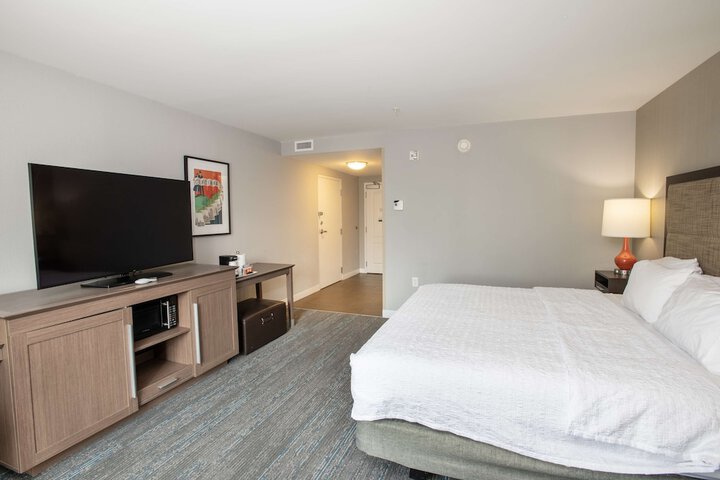 Room 10 of 62