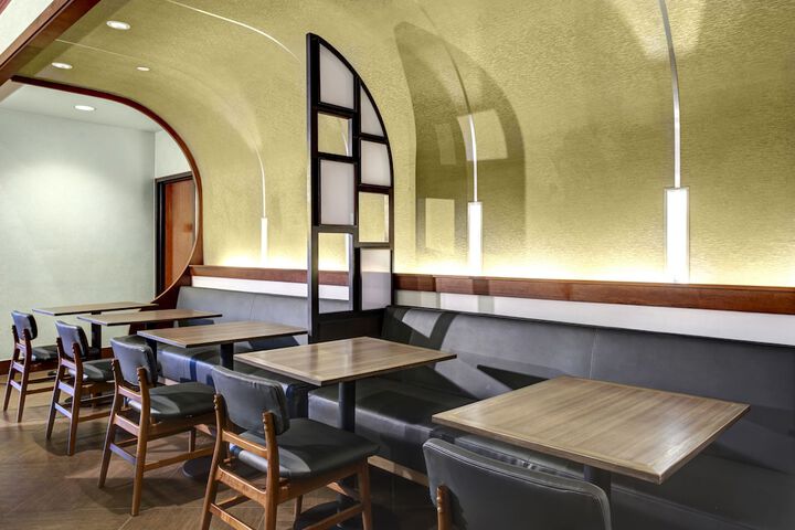 Hotel Interior 11 of 43