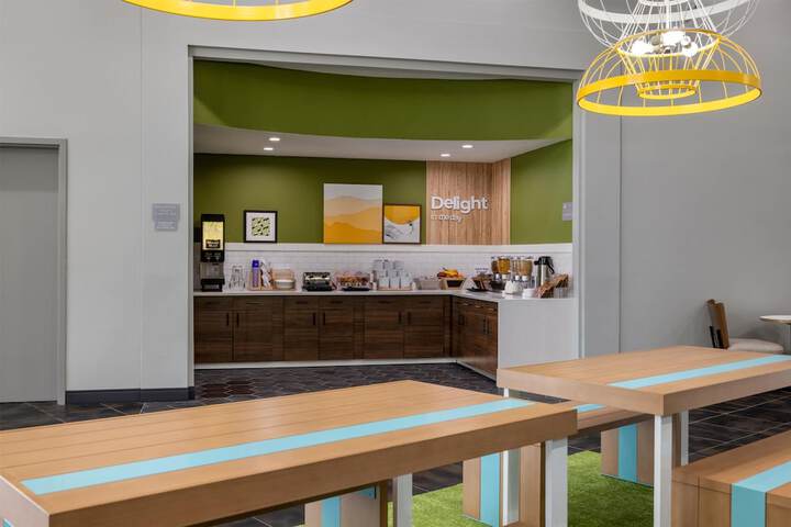 Spark by Hilton Artesia