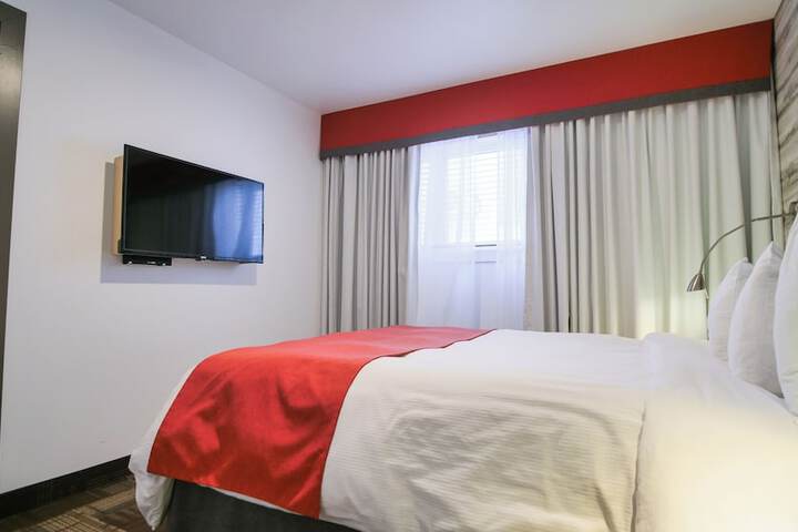 Room 104 of 130