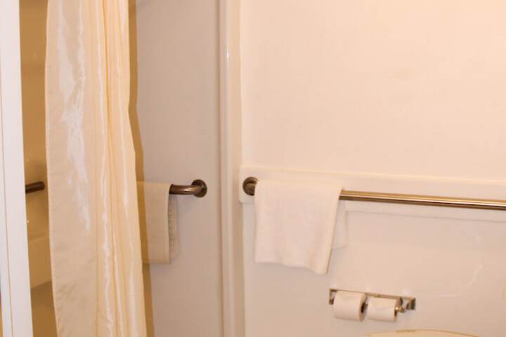 Room 46 of 73