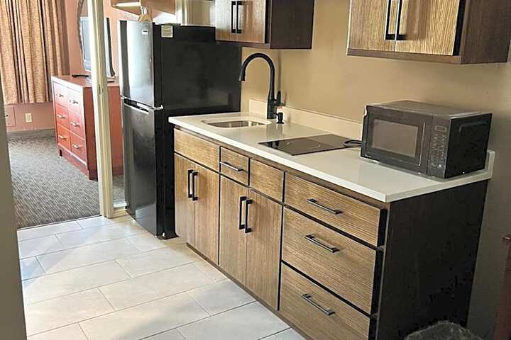 Norland Inn & Suites Roseau