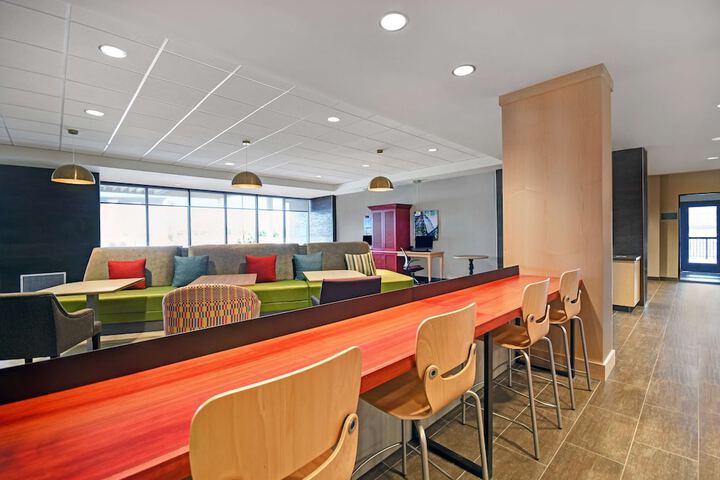 Home2 Suites by Hilton Utica NY