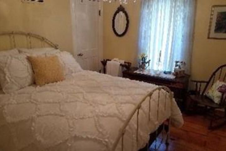 Dragonfly Bed and Breakfast