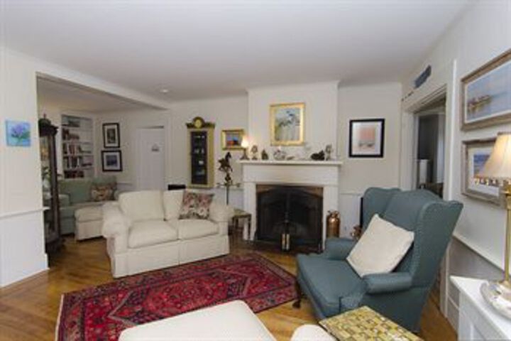 Honeysuckle Hill