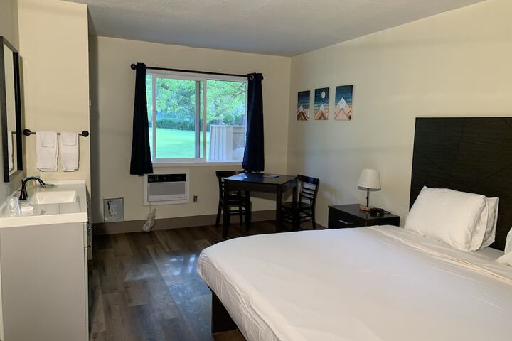 Room 14 of 35