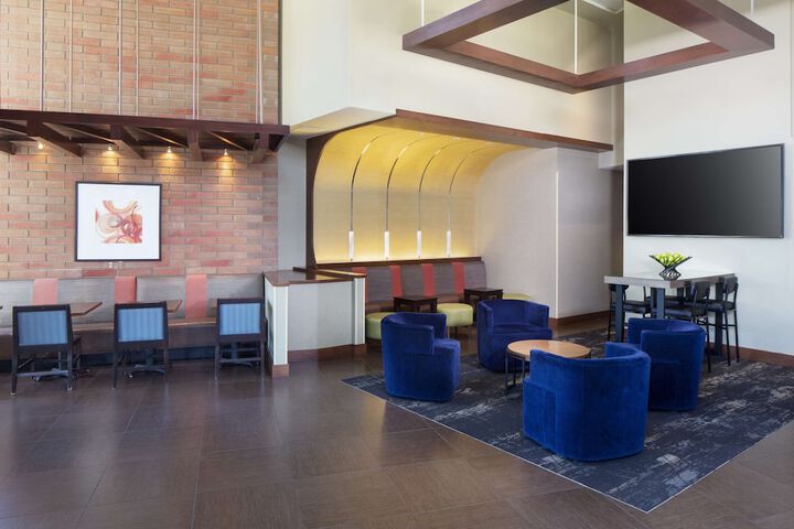 Hotel Interior 7 of 26