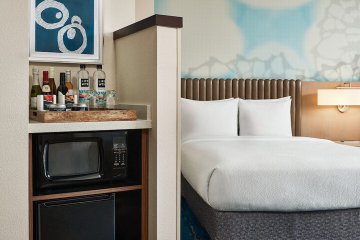 Courtyard by Marriott Faro Blanco Resort Marathon Florida Keys
