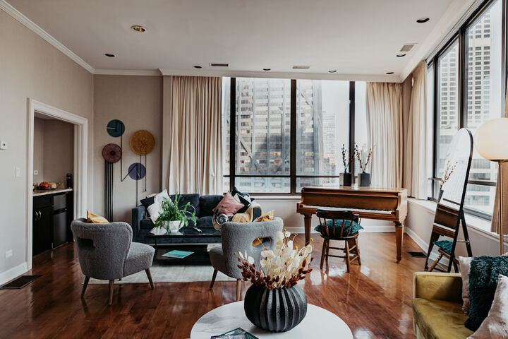Room 25 of 43