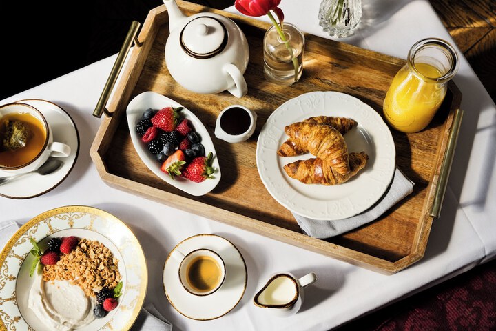 Breakfast/Coffee Service 72 of 86