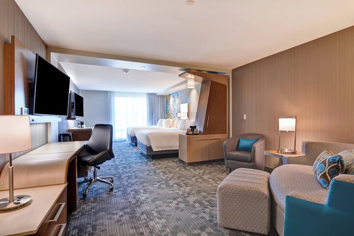 Room 27 of 44