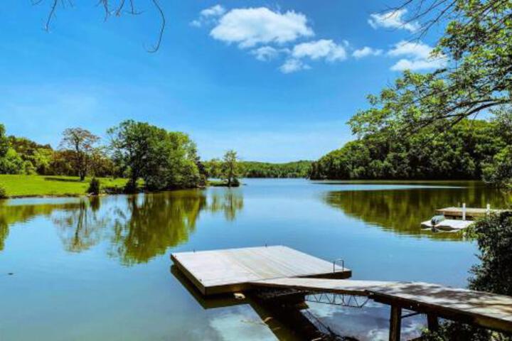 Lake Rider Cabin