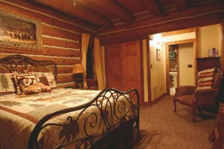 Room 18 of 72