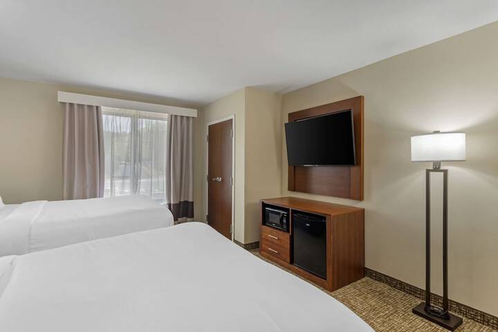 Room 26 of 47