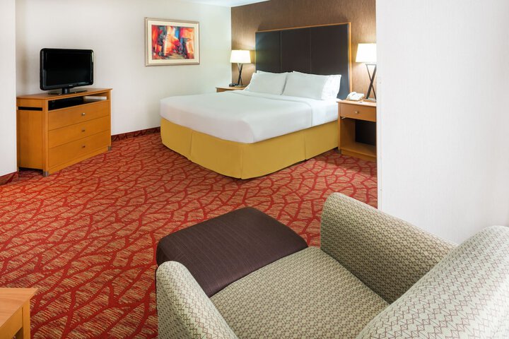 Room 23 of 46