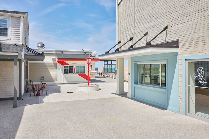 Sea Crest Beach Resort