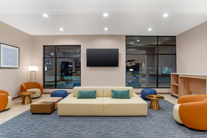 Cambria Hotel Euless - DFW Airport South