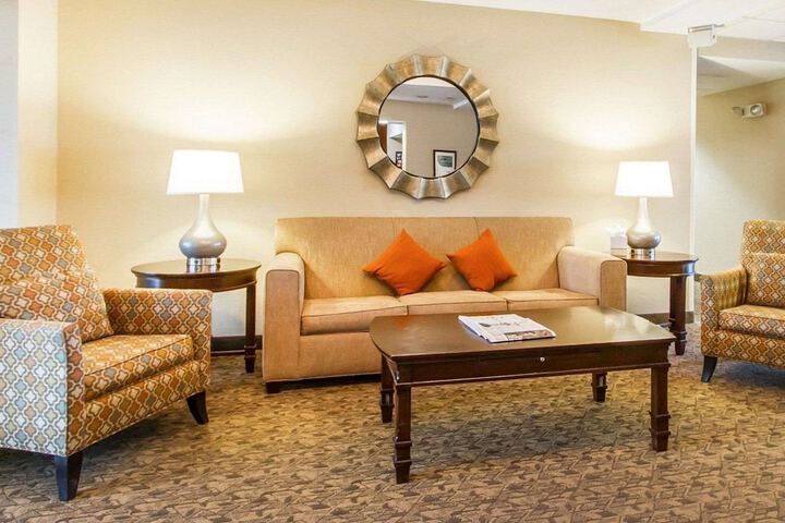 Hotel Interior 9 of 48