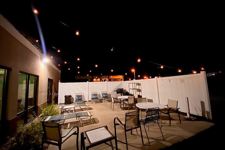 Terrace/Patio 34 of 37