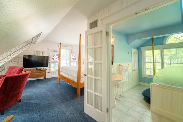 Room 63 of 129