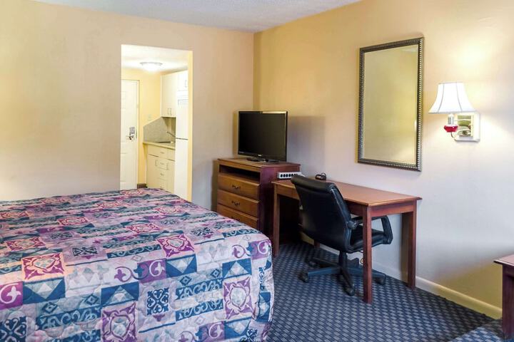 Room 34 of 51