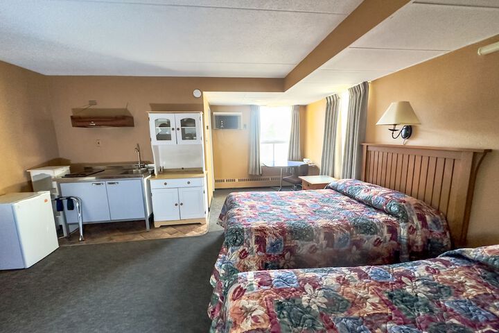 Room 11 of 21