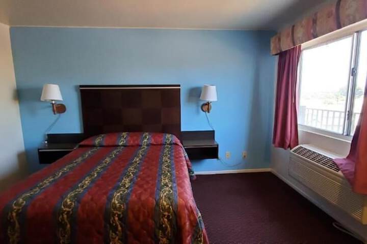 Room 15 of 30