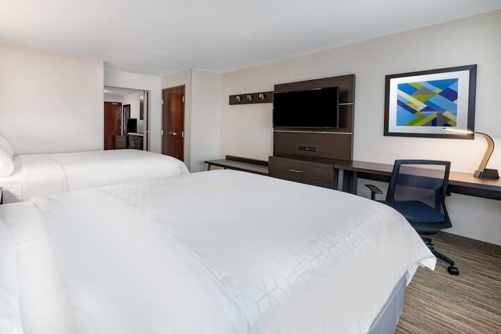 Holiday Inn Express & Suites Trinidad by IHG
