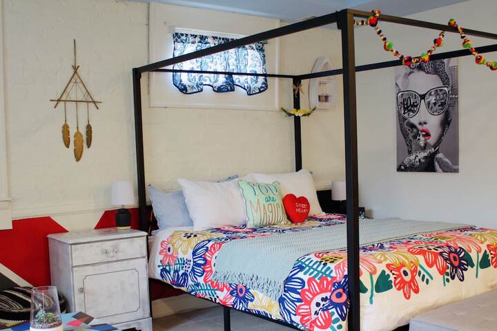 Room 25 of 64