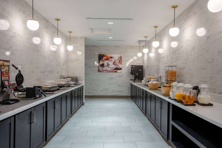 Breakfast/Coffee Service 45 of 50