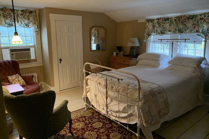 Room 42 of 53