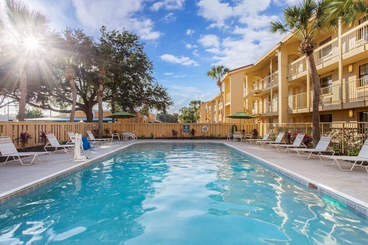 Pool 3 of 25