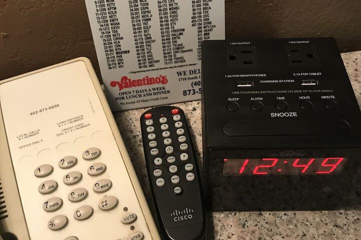 Room 25 of 38