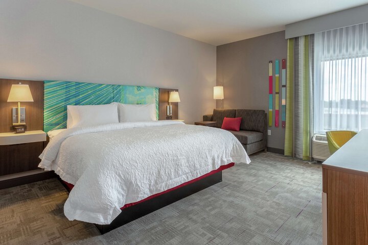 Hampton Inn & Suites Burlington