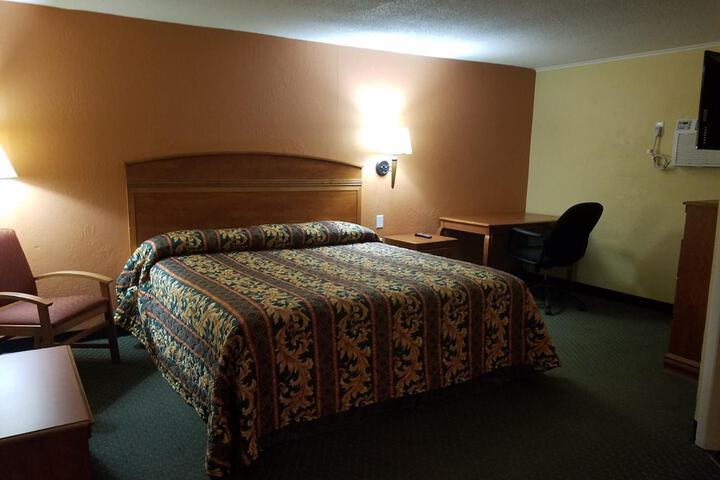 Budget Inn